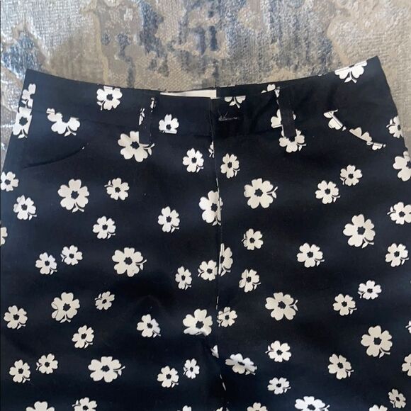 Rolla’s Black Pants with White Floral Pattern - Picture 3 of 4